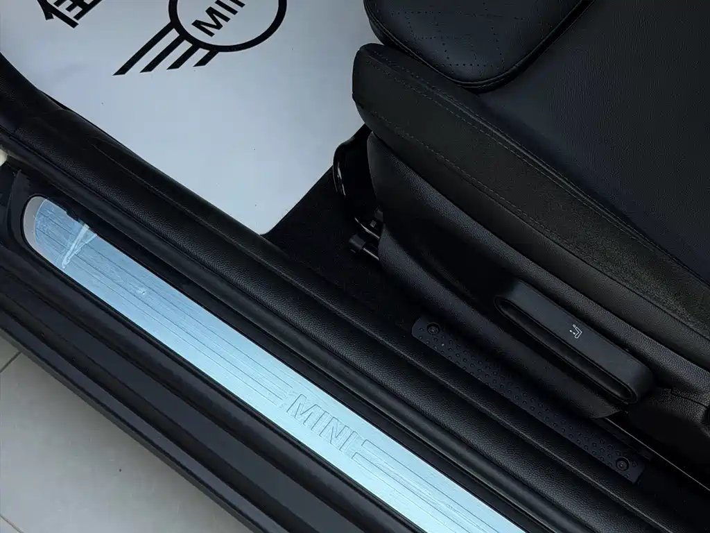 MINI Mini — миниатюра 16
