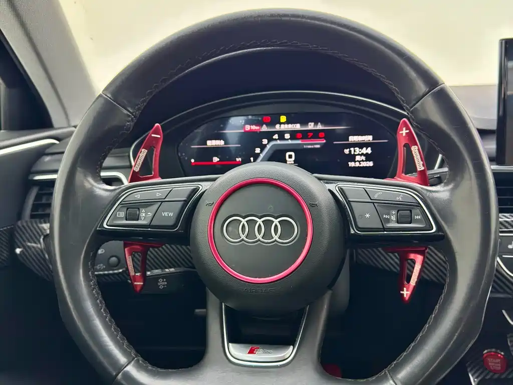 Audi A4L — миниатюра 11