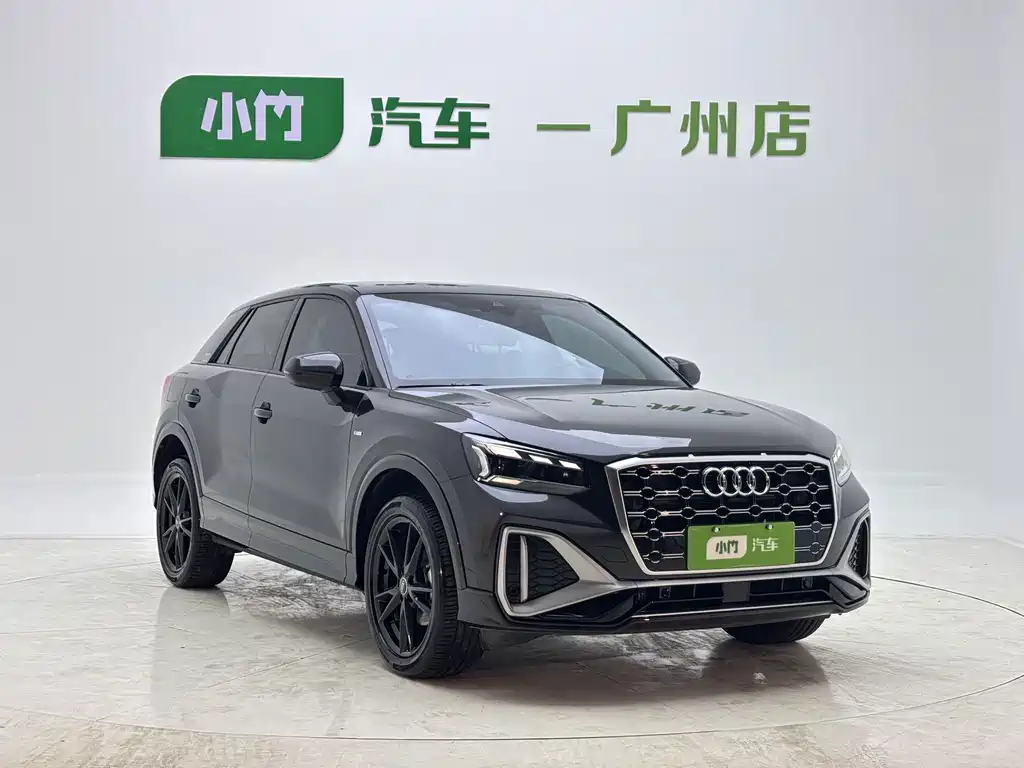 Audi Q2L — миниатюра 2
