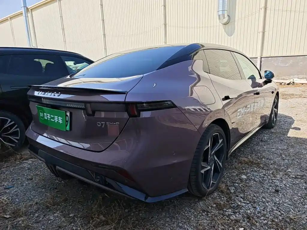 Lynk & Co 07 EM-P — миниатюра 7