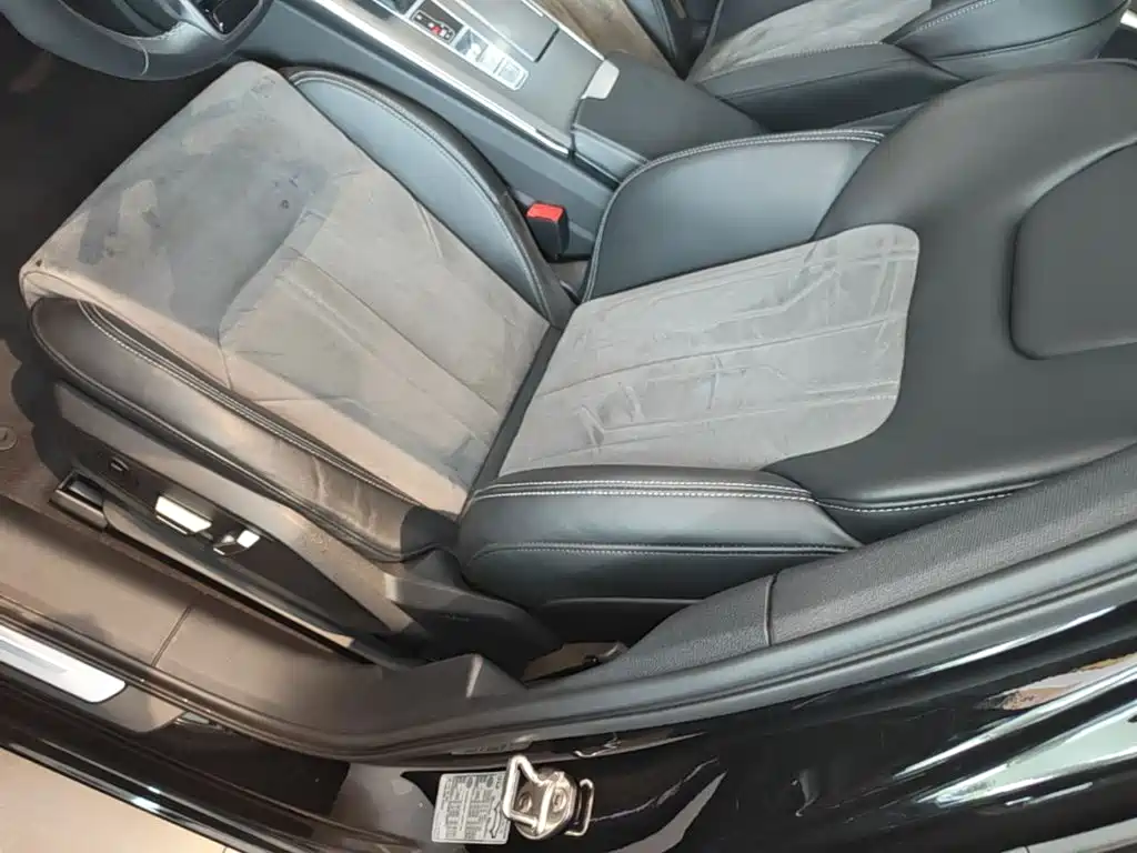 Audi A6L — миниатюра 15