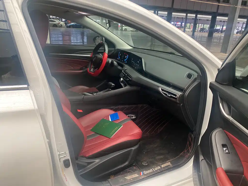 Changan Eado — миниатюра 5