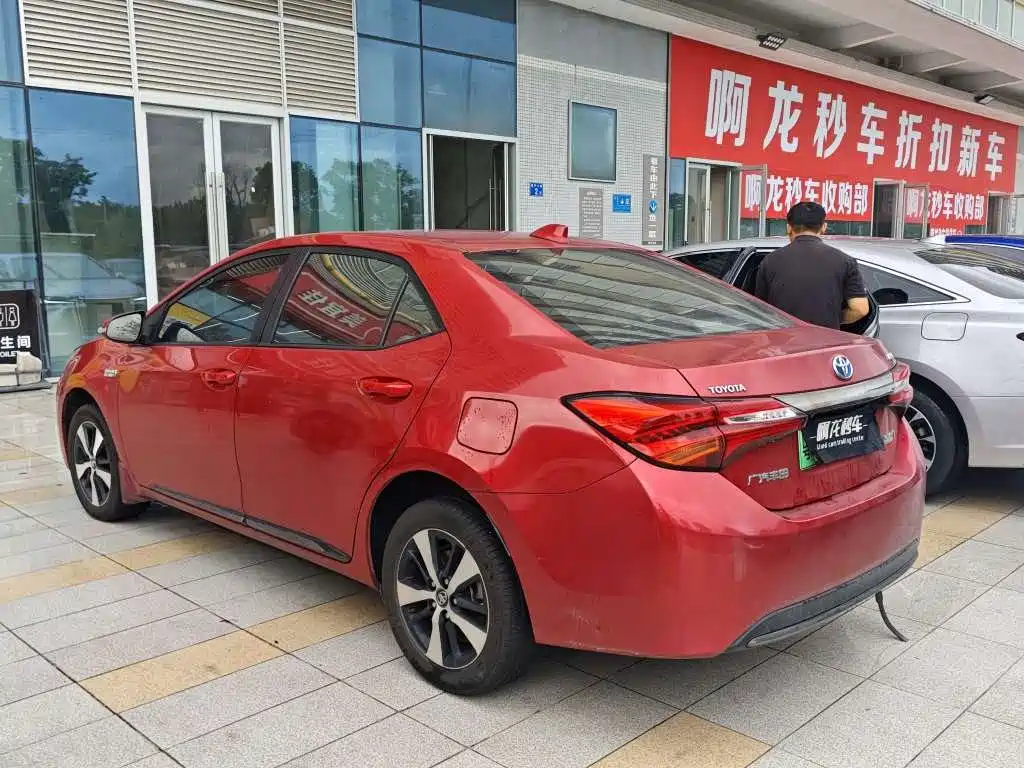 Toyota Levin Twin Engine E+ — миниатюра 8