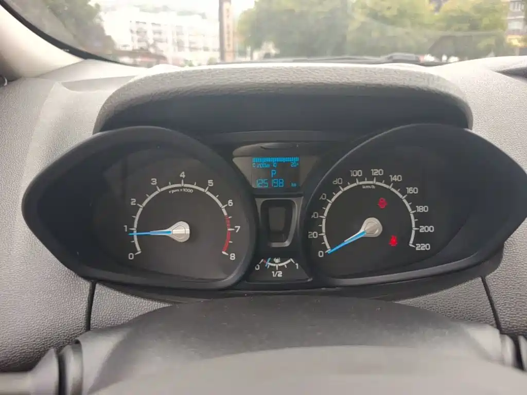 Ford Ecosport — миниатюра 12
