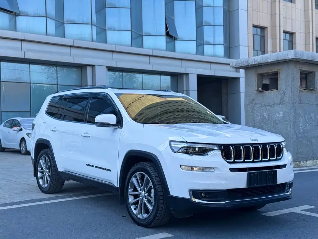 Jeep Grand Commander — миниатюра 3