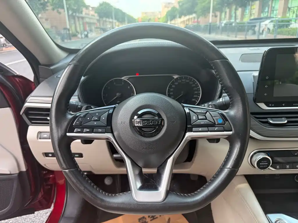 Nissan Teana — миниатюра 9