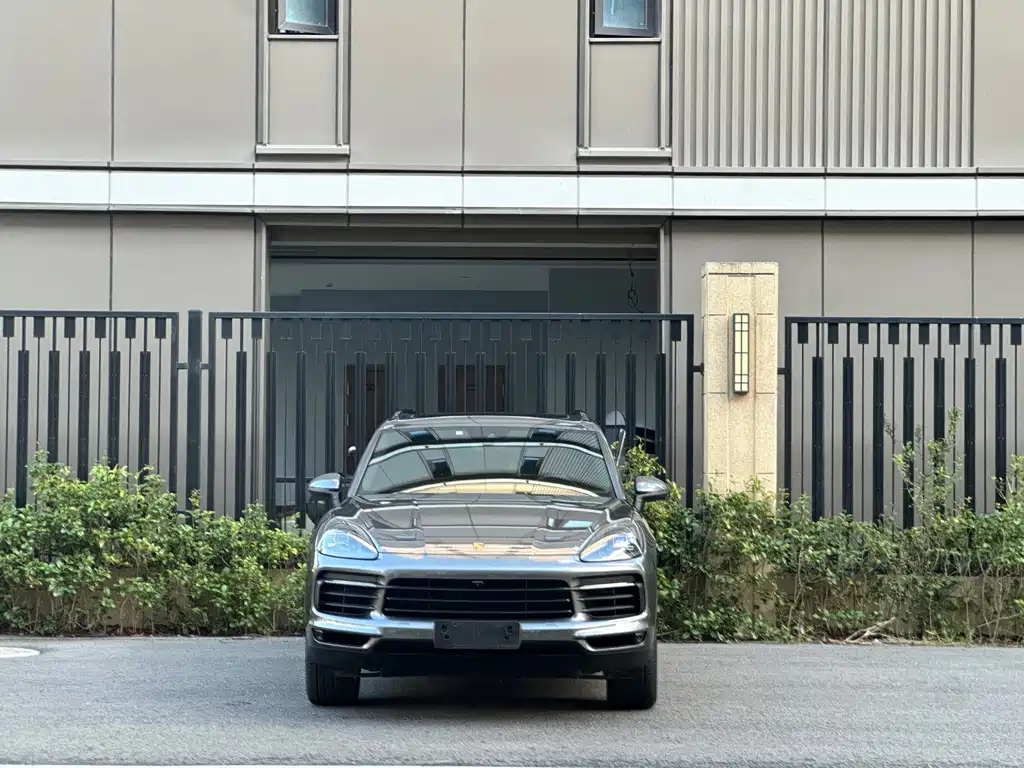 Porsche Cayenne — миниатюра 2