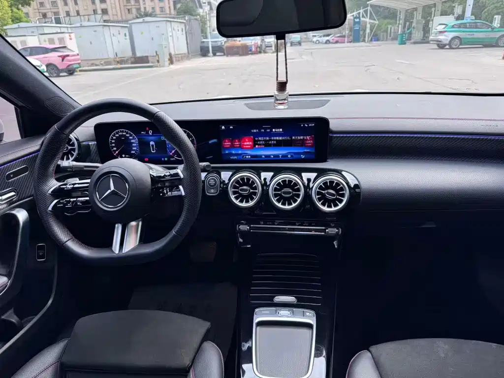 Mercedes-Benz A-Class — миниатюра 5