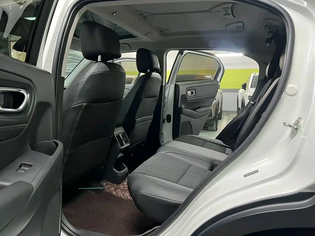 Honda Vezel — миниатюра 10