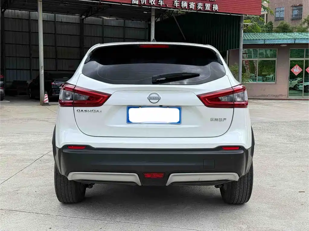 Nissan Qashqai — миниатюра 8