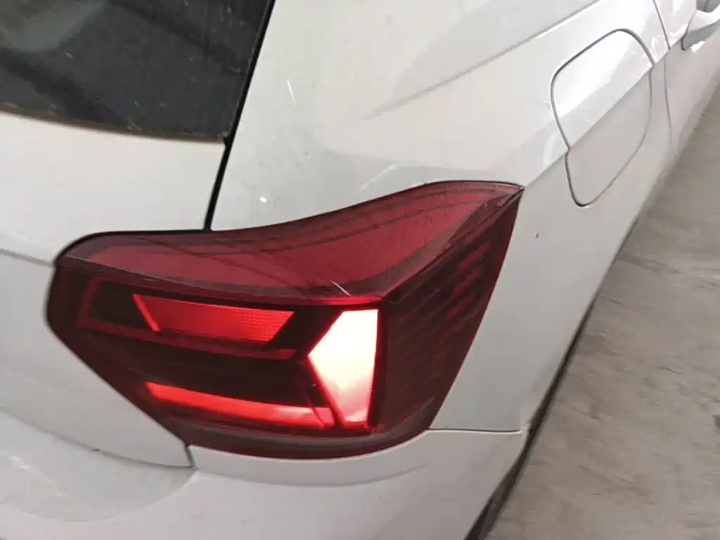 Volkswagen Polo — миниатюра 8