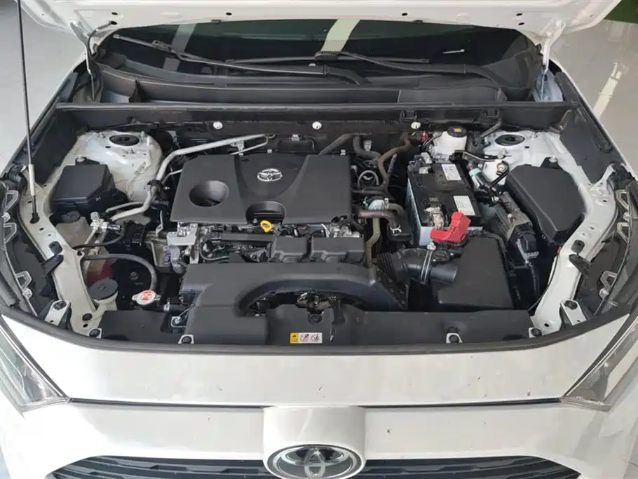 Toyota RAV4 2021 2.0L CVT PLUS