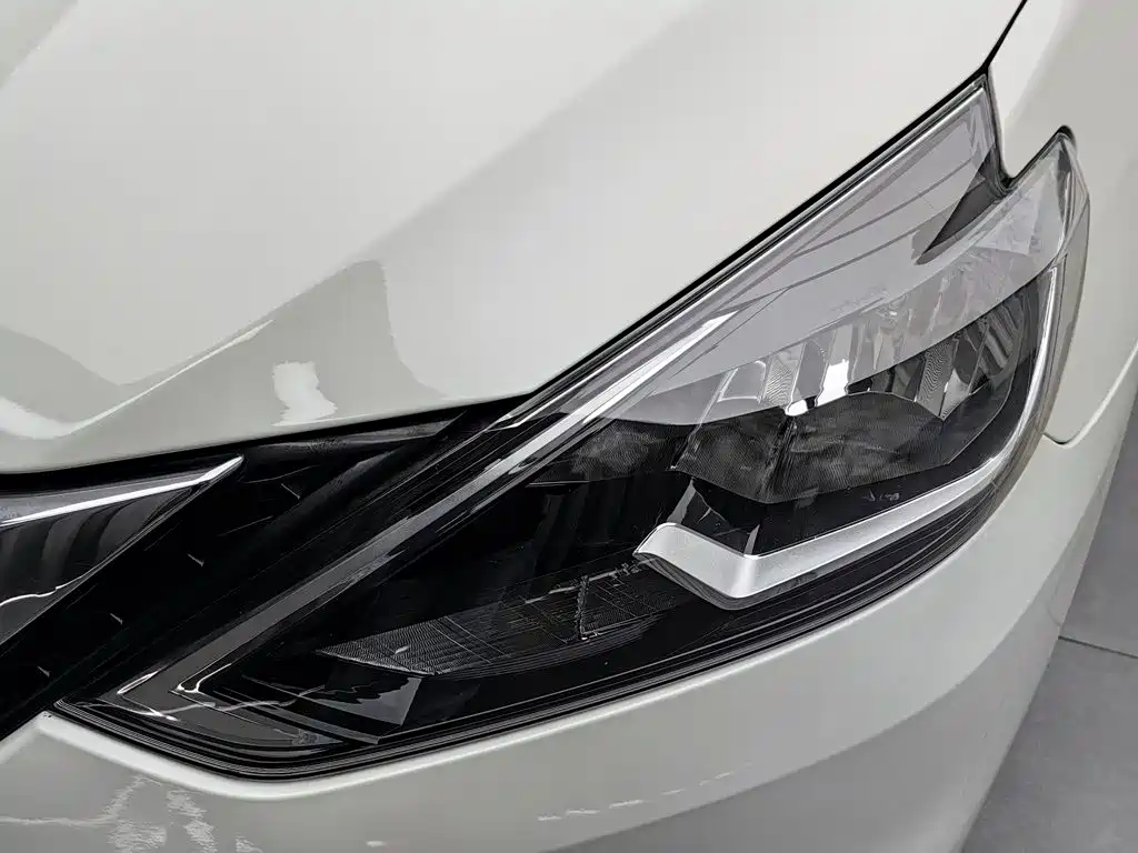 Nissan Sylphy — миниатюра 7