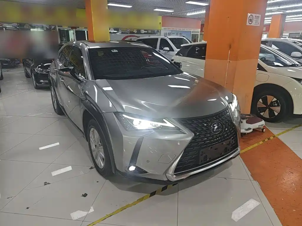 Lexus UX — миниатюра 4