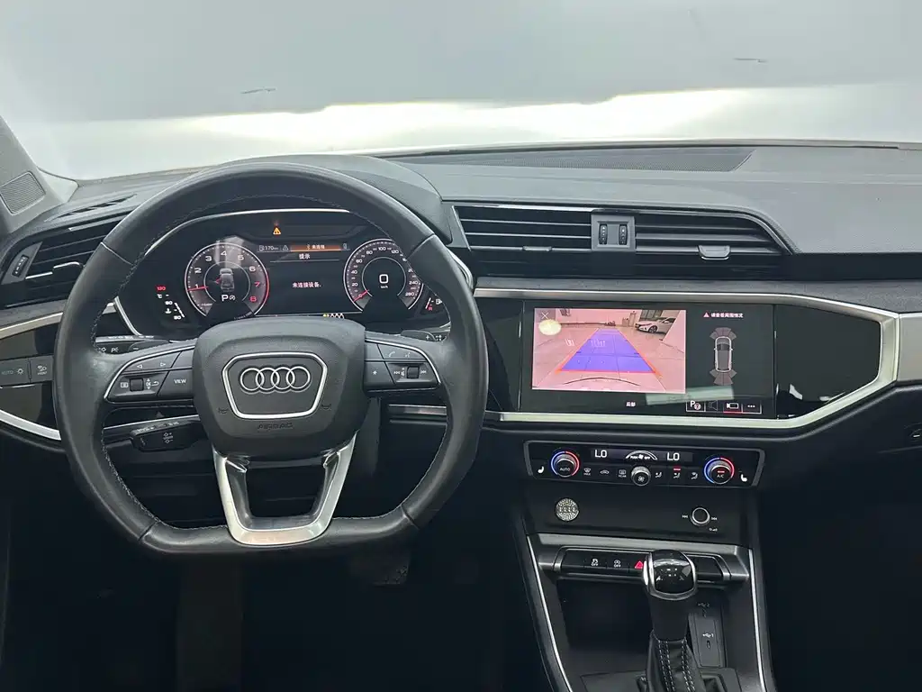 Audi Q3 — миниатюра 10