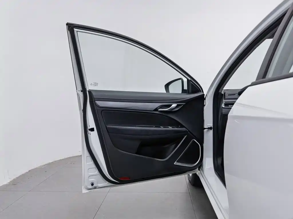 Geely Emgrand — миниатюра 8