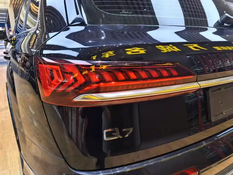Audi Q7 — миниатюра 23