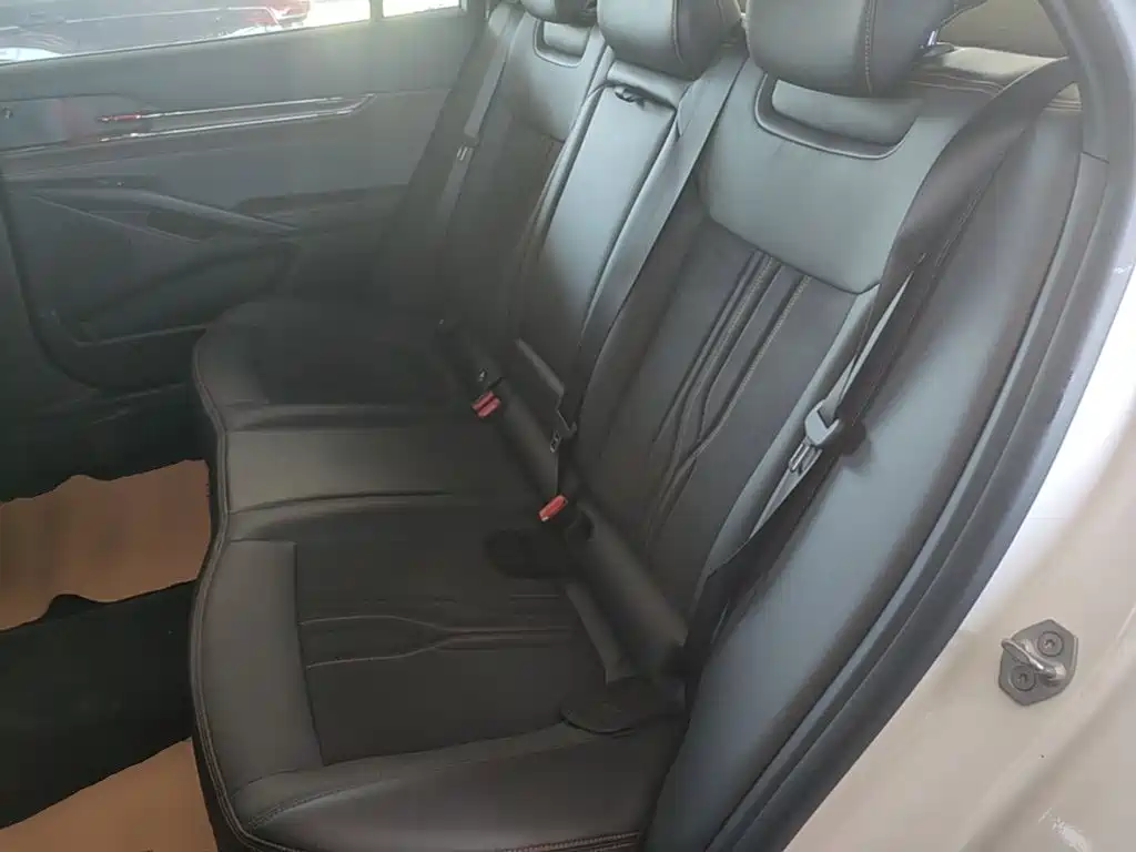 Ford Mondeo — миниатюра 17
