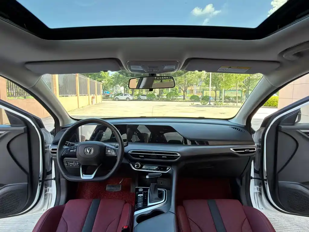 Changan Eado — миниатюра 5