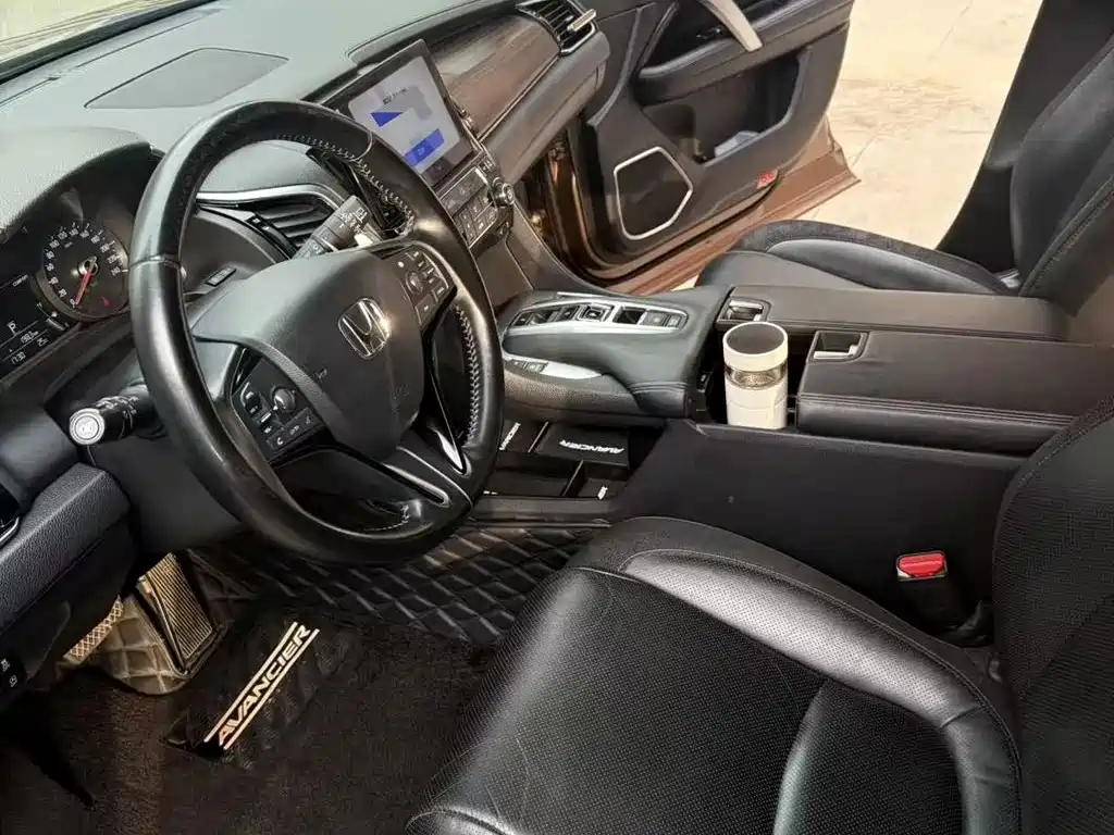 Honda Avancier — миниатюра 5
