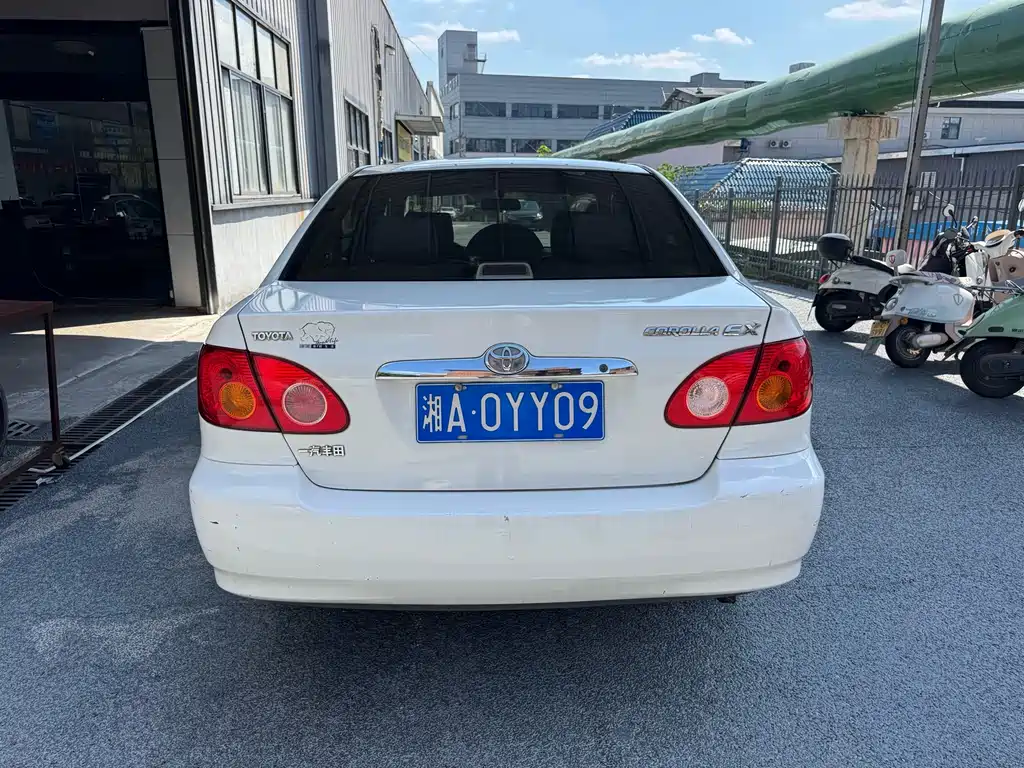 Toyota Corolla — миниатюра 10
