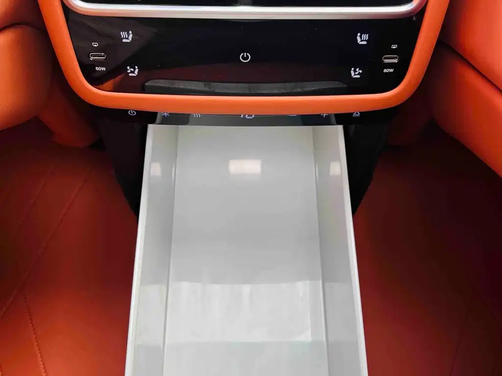 Li Auto Li L7 — миниатюра 16