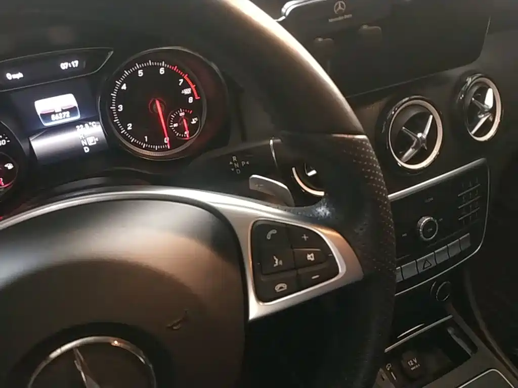 Mercedes-Benz GLA — миниатюра 14