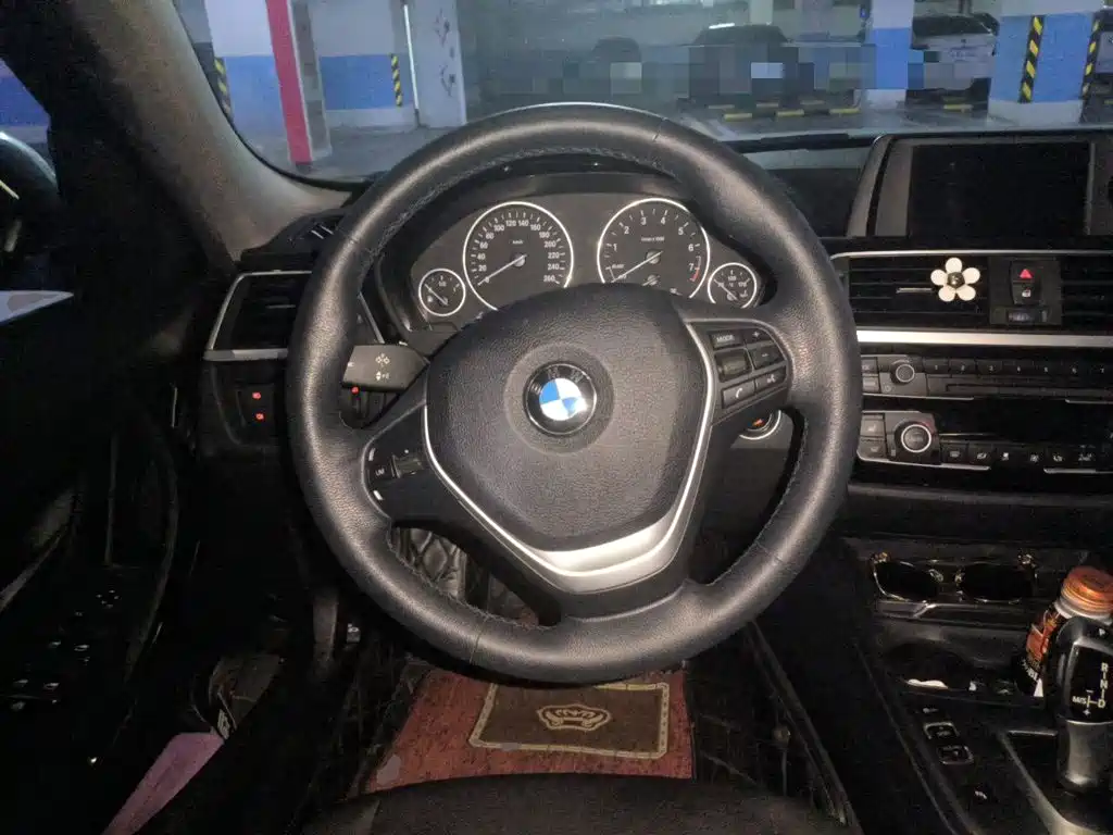 BMW 3 Series — миниатюра 11