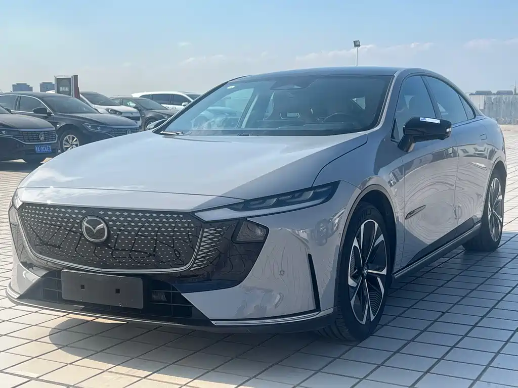 Mazda EZ-6 2024