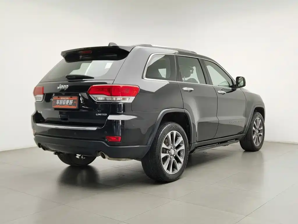 Jeep Grand Cherokee (Import) — миниатюра 2