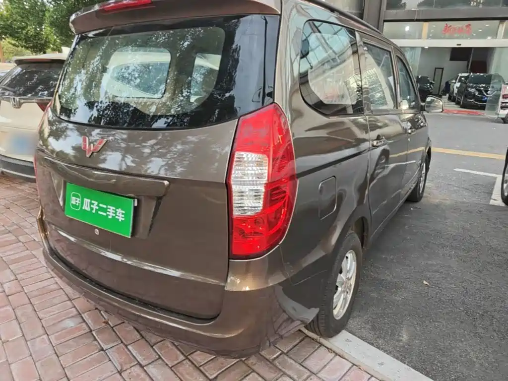 Wuling Hongguang — миниатюра 7