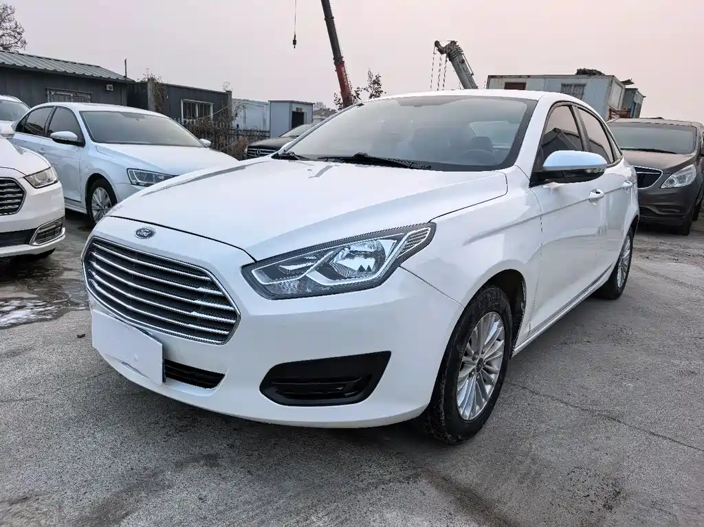 Ford Escort 2017