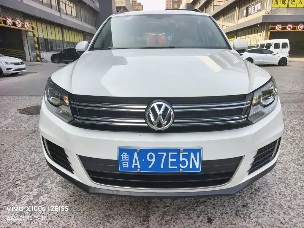 Volkswagen Tiguan 2014