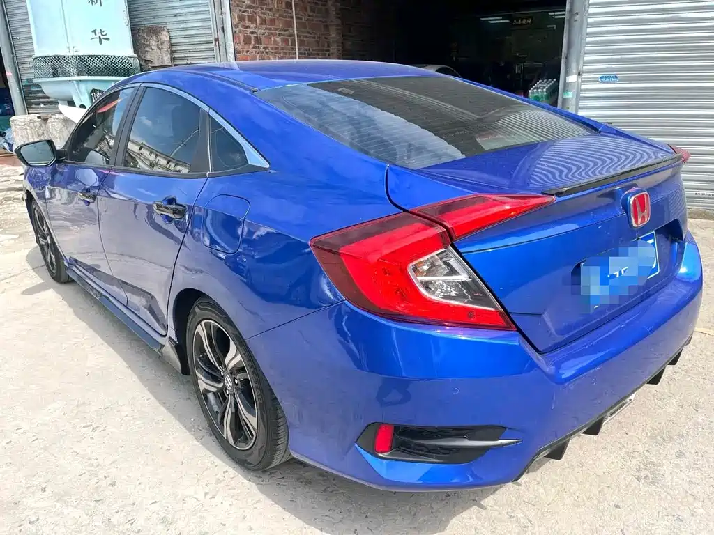 Honda Civic — миниатюра 6