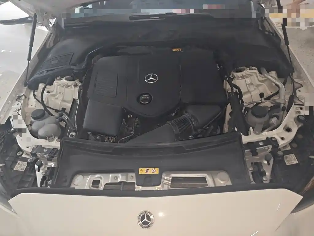 Mercedes-Benz C-Class — миниатюра 21