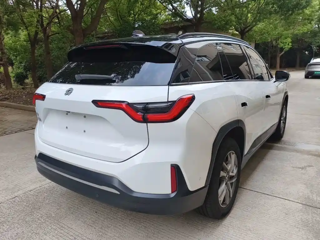NIO ES6 — миниатюра 7
