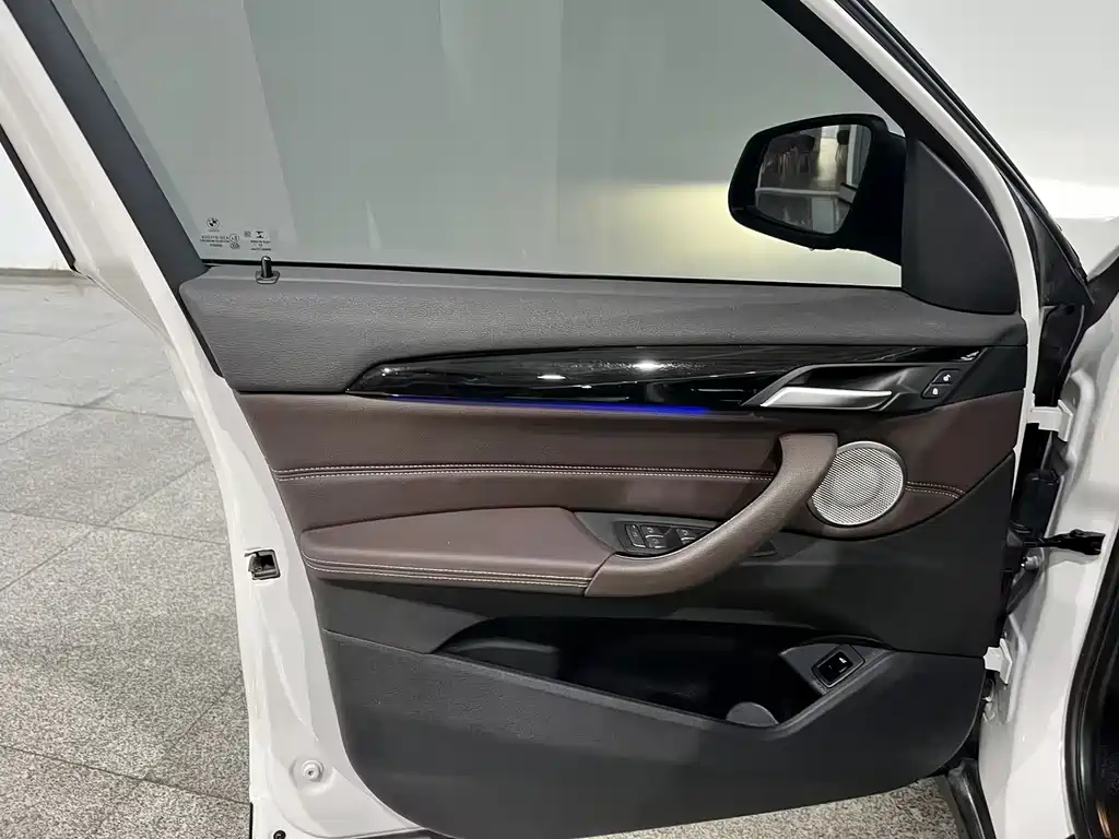 BMW X1 — миниатюра 23