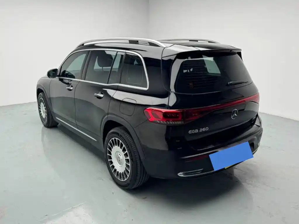 Mercedes-Benz EQB — миниатюра 2