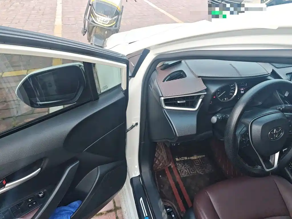 Toyota Corolla — миниатюра 14