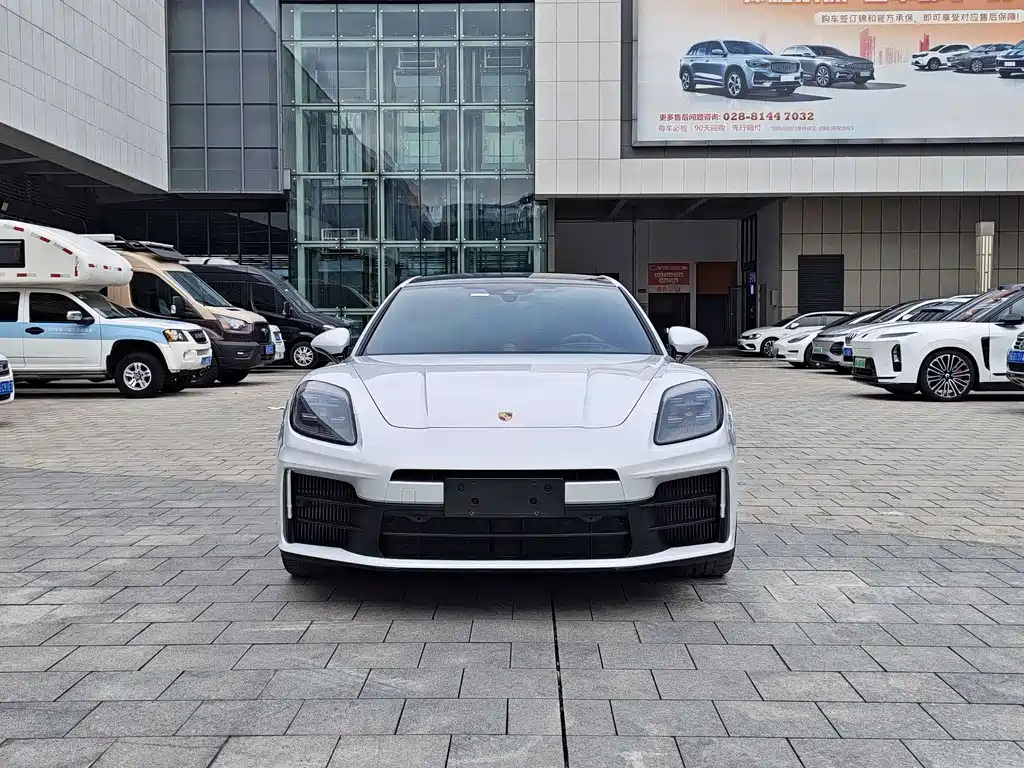 Porsche Panamera — миниатюра 2