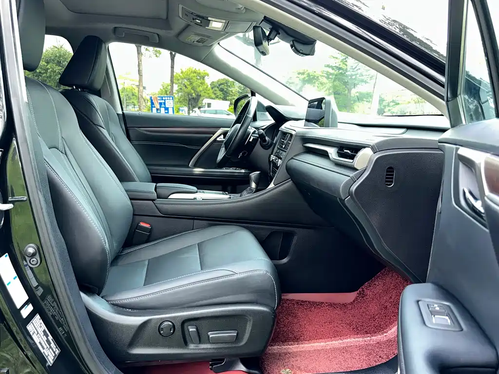 Lexus RX — миниатюра 11