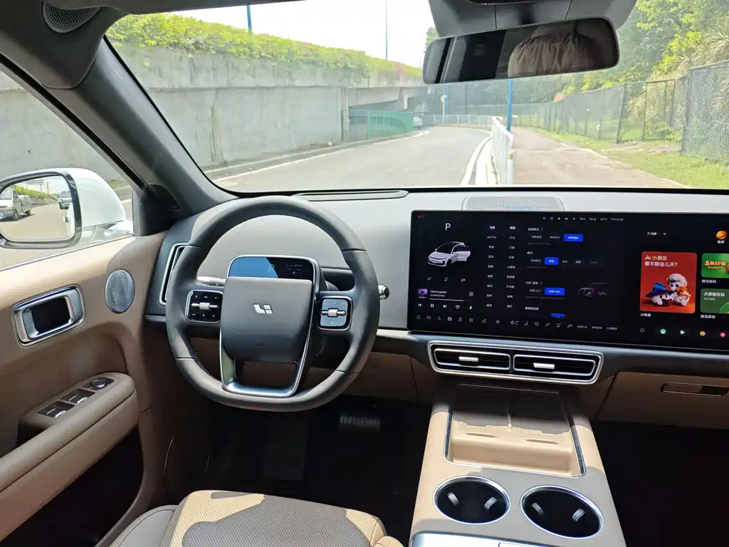 Li Auto Li L6 — миниатюра 10