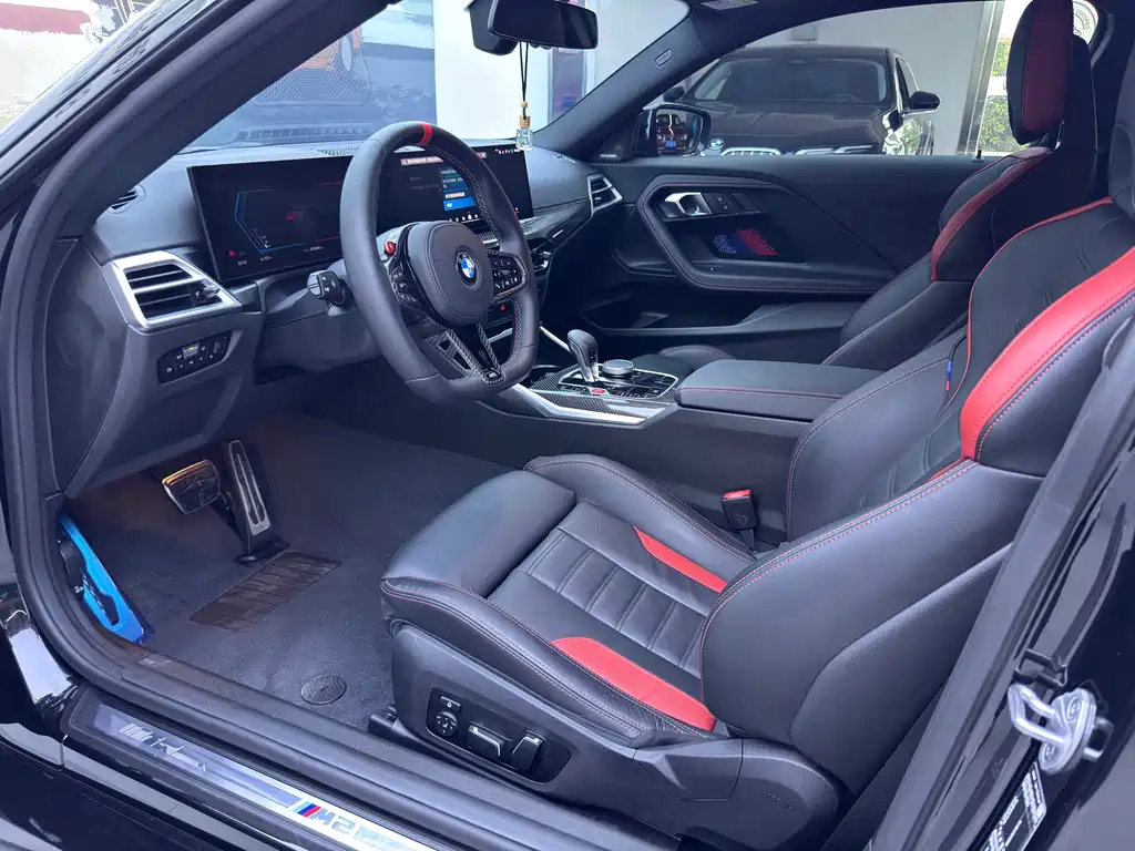BMW M2 — миниатюра 11
