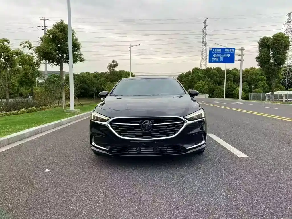 Buick LaCrosse — миниатюра 2