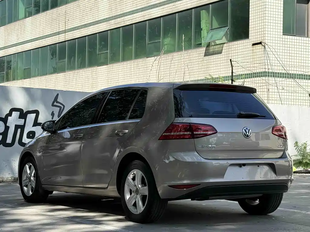 Volkswagen Golf — миниатюра 15