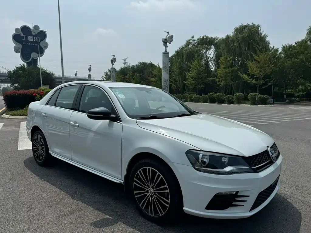 Volkswagen Bora — миниатюра 3