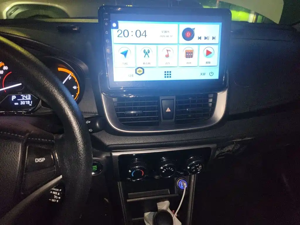 Toyota Yaris L — миниатюра 9