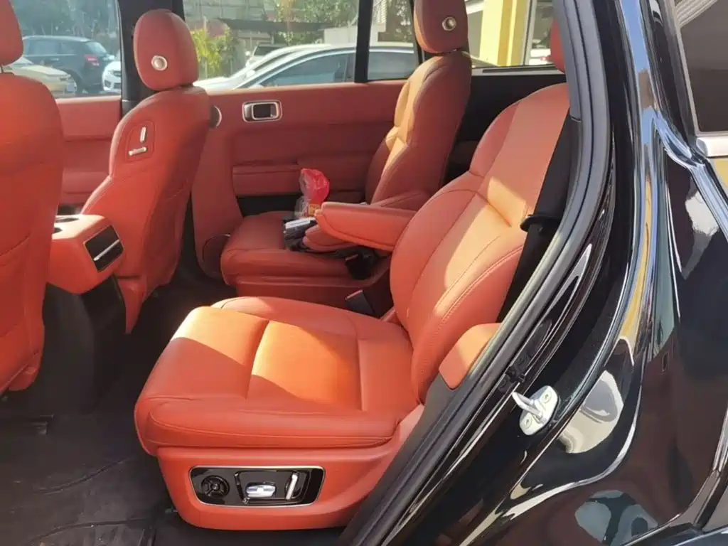 Li Auto Li L8 — миниатюра 17