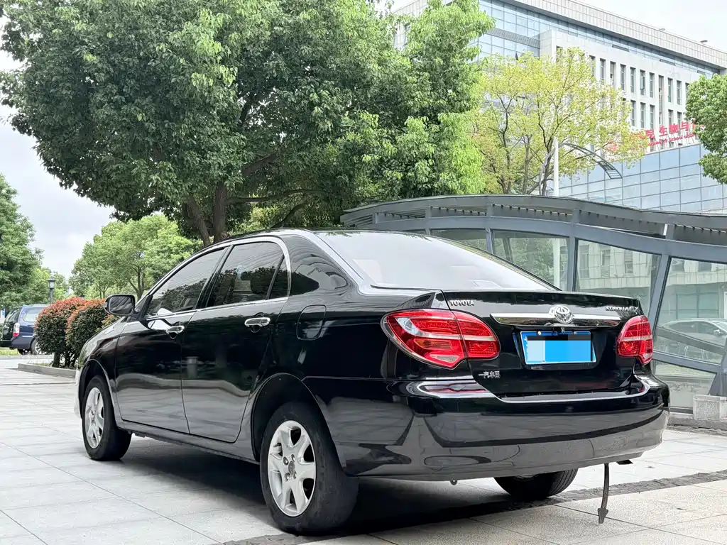 Toyota Corolla — миниатюра 3