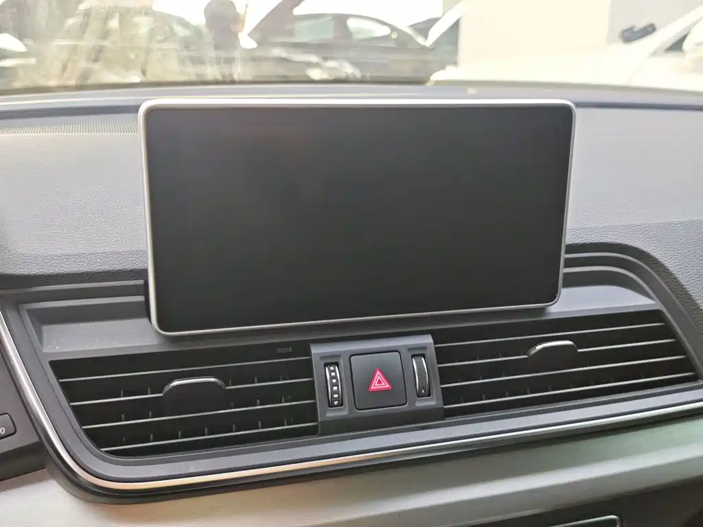 Audi Q5L — миниатюра 10